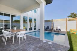 Casa Blanca - Image 3